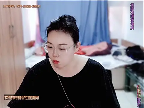 yingying1222 online show from July 24, 2026, 7:28 am