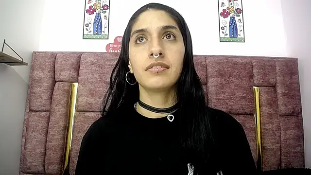 FRANCESCA LOVE  online show from June 19, 2026, 4:50 am