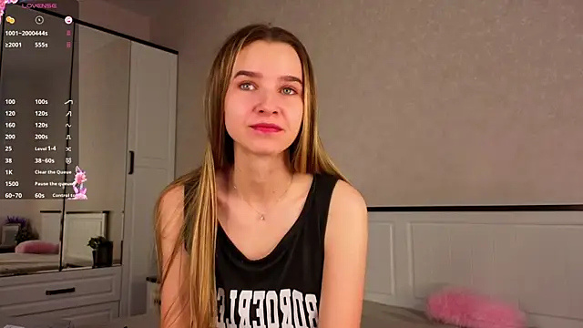 OnyxViper online show from July 2, 2026, 7:03 am