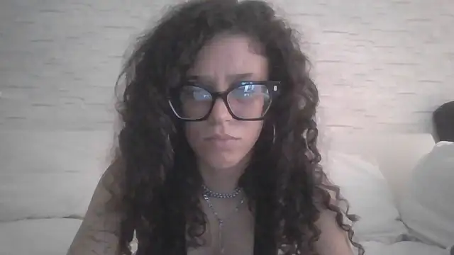 turca87 online show from May 31, 2026, 6:09 pm