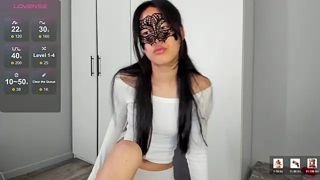 HelenBlazeTrt online show from June 21, 2026, 2:14 am