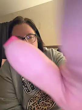 FreaksOffALeash3261 online show from May 27, 2026, 12:02 pm