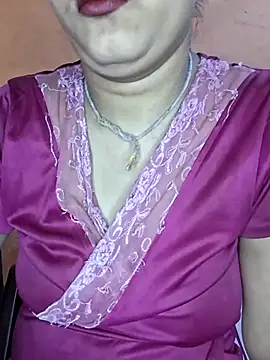 Nency Love143 online show from June 24, 2026, 6:07 pm