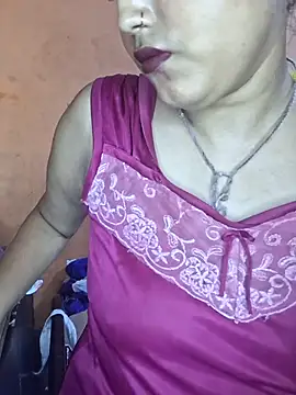 Nency Love143 online show from June 27, 2026, 6:13 pm