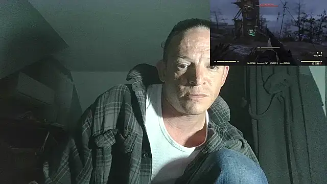 ShadowLove85 online show from May 2, 2026, 1:10 am