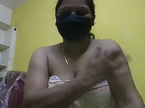 anu-reddyy online show from August 3, 2026, 2:54 am