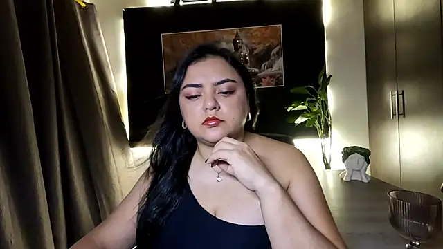 AzaraOnyx online show from July 25, 2026, 12:03 pm