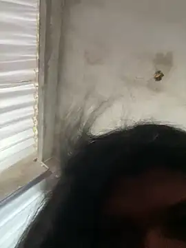 lulusexyy online show from May 18, 2026, 4:24 pm