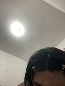 lulusexyy online show from June 17, 2026, 11:49 pm