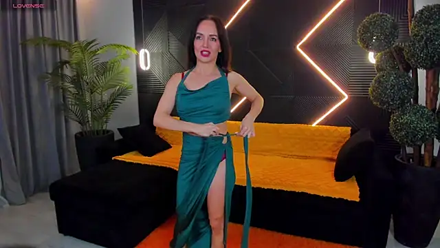 Shanita moon online show from July 8, 2026, 3:49 pm