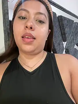 Emiily joee  online show from July 9, 2026, 1:42 am