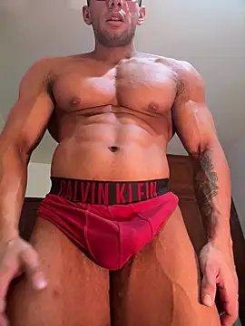 Valentinacouple online show from July 22, 2026, 1:47 pm