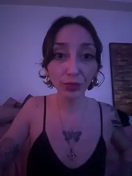 Snapshot of FrutillitaXX chatting on March 30, 2026, 4:57 am FrutillitaXX online show from March 30, 2026, 4:57 am