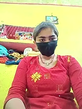 Cute Mahek99 online show from May 4, 2026, 10:50 pm