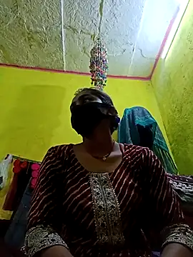 Cute Mahek99 online show from May 11, 2026, 11:02 pm