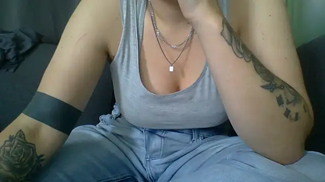 Snapshot of Geileboef28 chatting on July 27, 2026, 12:12 pm Geileboef28 online show from July 27, 2026, 12:12 pm
