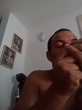 Snapshot of morenitoymorena chatting on June 20, 2026, 1:14 pm morenitoymorena online show from June 20, 2026, 1:14 pm