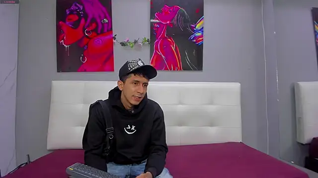 ahsly78Bryan online show from July 21, 2026, 7:49 pm