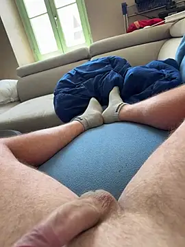 foudesexe23 online show from June 16, 2026, 12:19 pm
