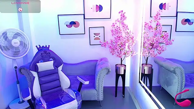 Chloe meoww online show from July 21, 2026, 11:45 am