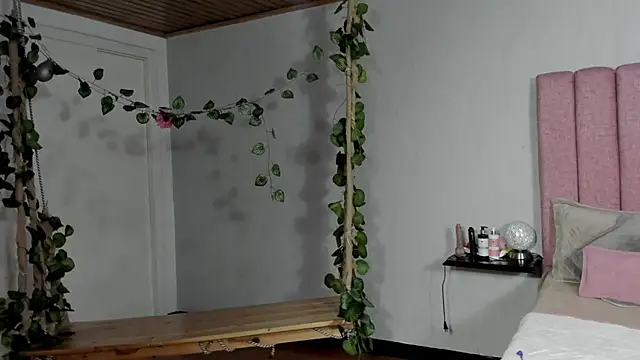 JennieRider online show from July 23, 2026, 1:58 am