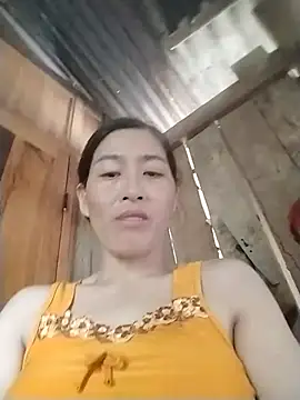 lris-Beauty77 online show from July 17, 2026, 3:46 am