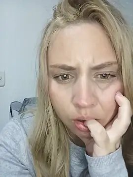 Ana  arms online show from July 18, 2026, 3:44 am
