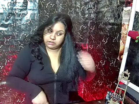 MistressMileenaMiami online show from July 4, 2026, 11:33 pm