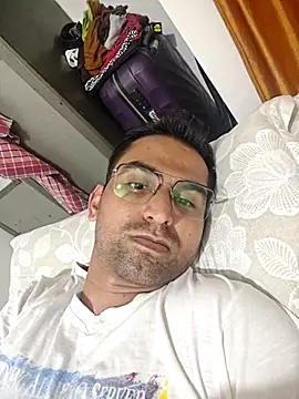 RonitVora online show from May 29, 2026, 5:33 pm