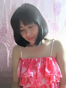 juicy-milu online show from July 15, 2026, 2:55 pm