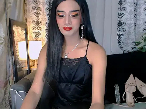 Queeny Cassandra online show from July 22, 2026, 12:02 am