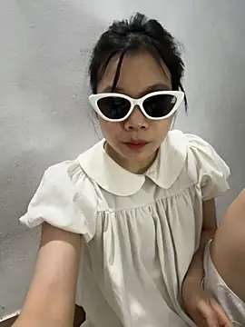 Nancyk6 online show from April 30, 2026, 3:40 pm