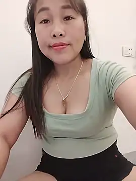 01 ANNA 01 online show from June 17, 2026, 5:36 pm