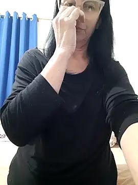 Camilegaucha online show from June 19, 2026, 12:59 am