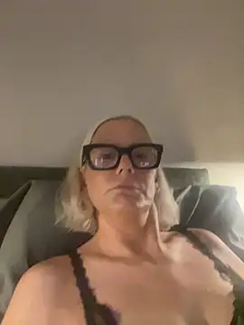 Amelie BlondeXX online show from July 6, 2026, 3:58 pm