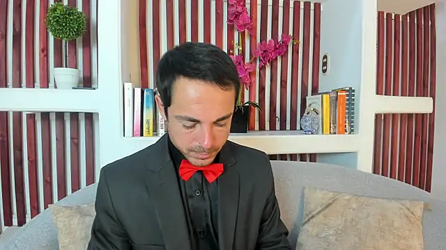 Adams Sanz online show from July 4, 2026, 7:20 pm