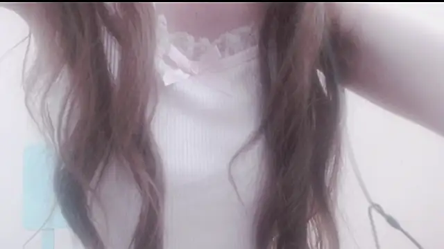 vanillemilk online show from June 25, 2026, 7:18 pm