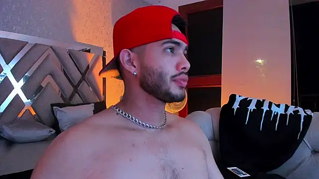 Vincentblack online show from July 8, 2026, 4:28 am