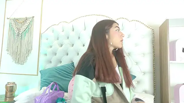 Sara funy online show from July 15, 2026, 12:43 pm