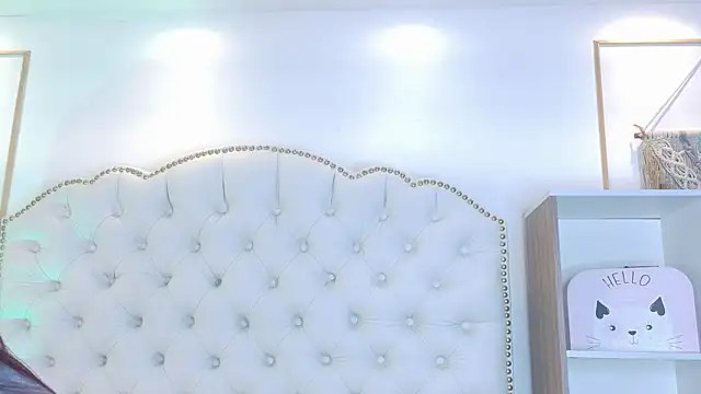 Sara funy online show from July 25, 2026, 11:52 am