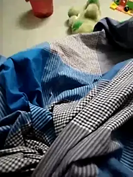 sathish2895 online show from July 7, 2026, 5:28 pm