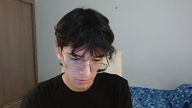noah millerx online show from June 22, 2026, 10:29 pm