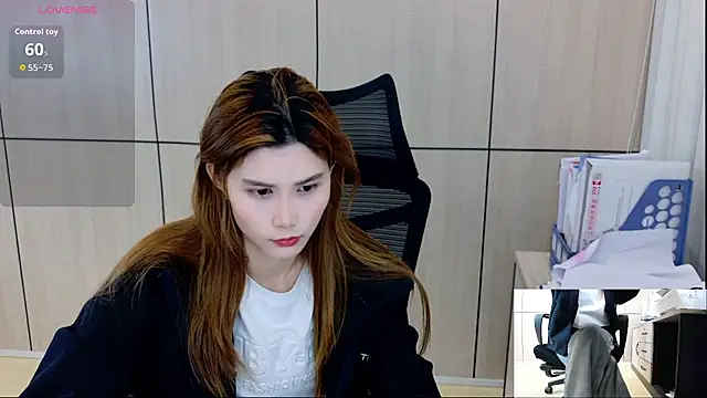 zhen-68 online show from May 6, 2026, 1:47 am