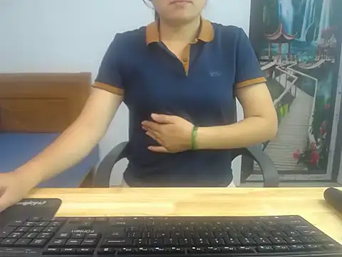 Lisa Sweet86 online show from May 8, 2026, 11:32 pm