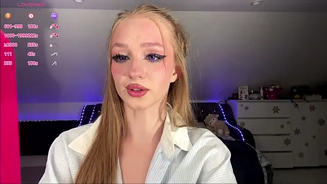 Anika Socutehe online show from July 17, 2026, 9:41 pm