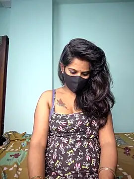 Snapshot of Tinaa_baby chatting on May 20, 2026, 8:59 pm Tinaa baby online show from May 20, 2026, 8:59 pm