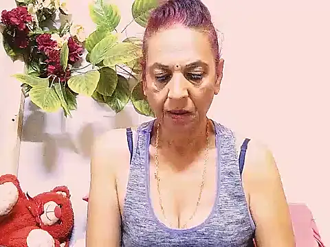 Hot queen58 online show from July 11, 2026, 6:49 am