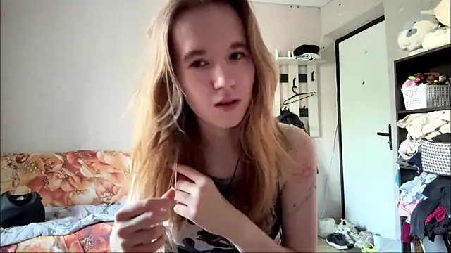 LeomaJee online show from July 24, 2026, 2:48 pm