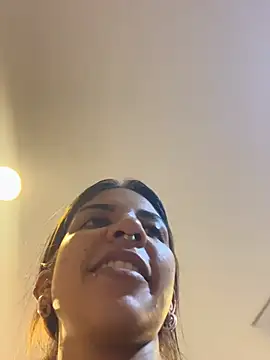 Snapshot of VioletaHills_ chatting on July 26, 2026, 1:51 pm VioletaHills online show from July 26, 2026, 1:51 pm