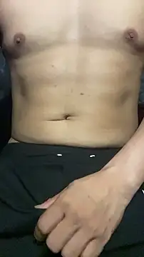 hoang15075 online show from July 2, 2026, 3:51 pm